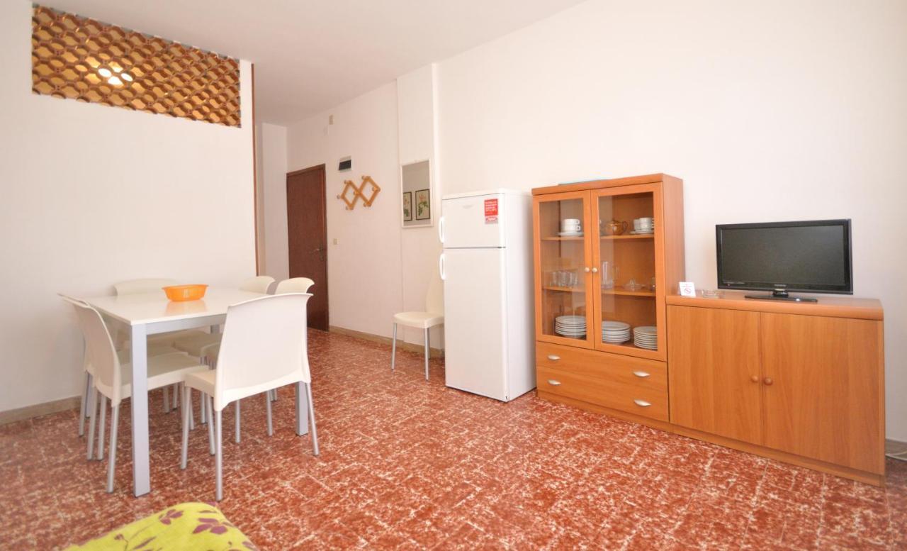 Condominio Malta Бибионе Екстериор снимка
