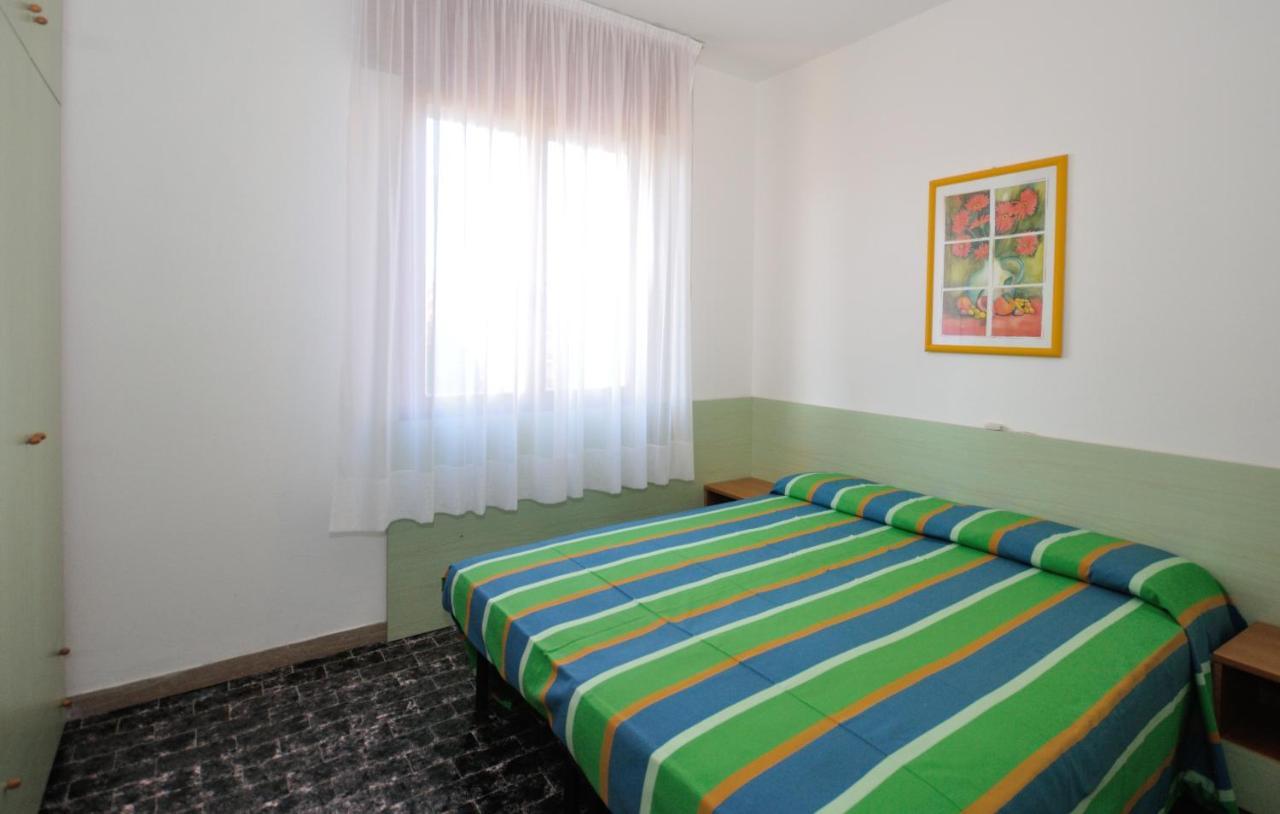 Condominio Malta Бибионе Екстериор снимка