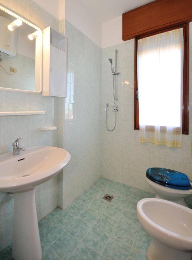Condominio Malta Бибионе Екстериор снимка